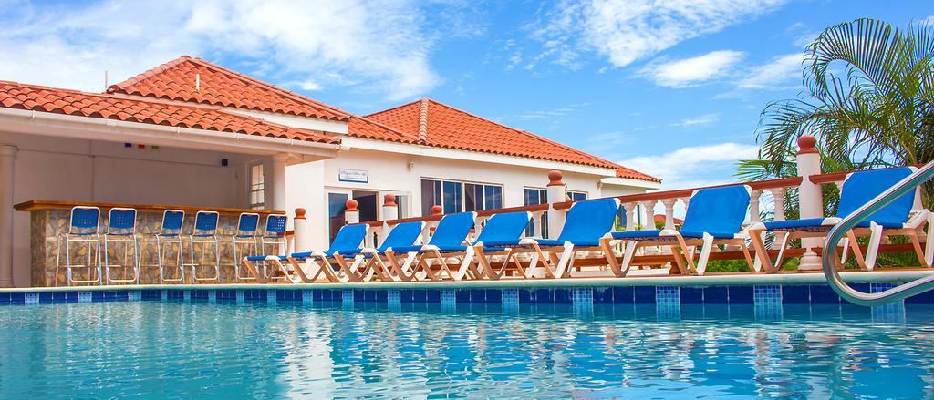 Hotel Alexandrina Кингстаун Экстерьер фото