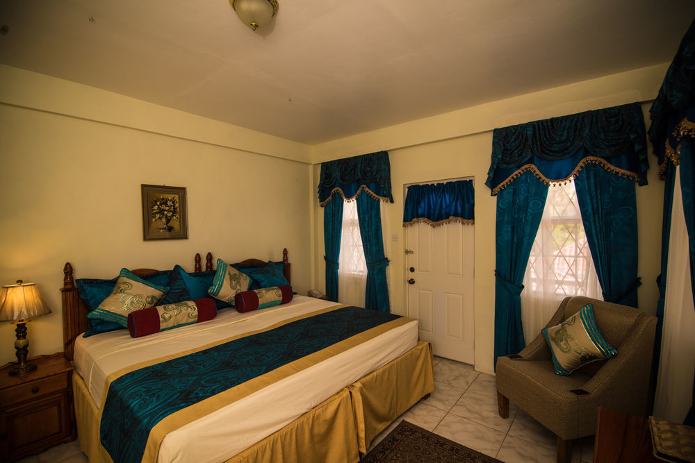 Hotel Alexandrina Кингстаун Экстерьер фото