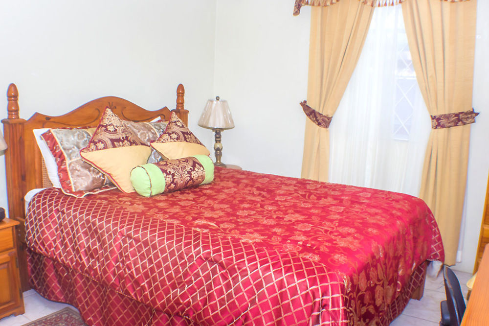 Hotel Alexandrina Кингстаун Экстерьер фото